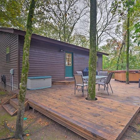Hochatown Hideaway With Hot Tub, Grill And Fire Pit! Villa Stephens Gap Esterno foto