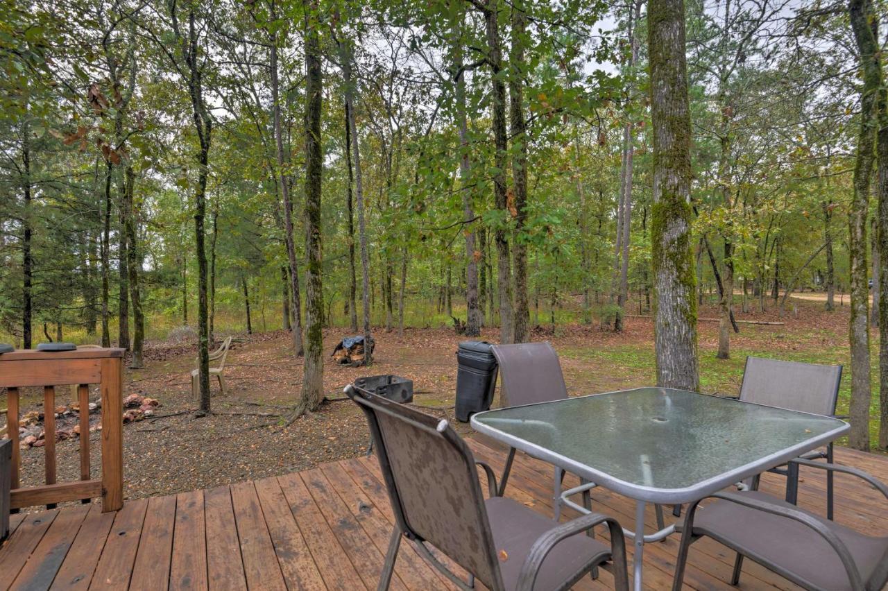 Hochatown Hideaway With Hot Tub, Grill And Fire Pit! Villa Stephens Gap Esterno foto